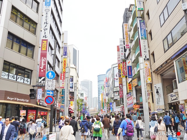 อิเคะบุคุโระฝั่งตะวันออก (East Ikebukuro)