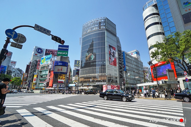 ห้าแยกชิบูย่า	(Shibuya Scramble Crossing)