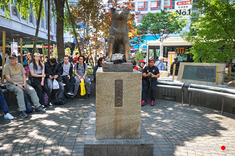 รูปปั้นฮาจิโกะ (Hachiko Statue)