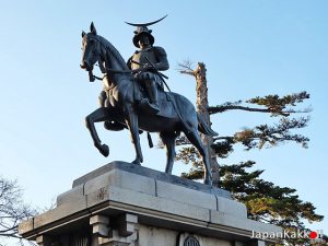 อนุสาวรีย์ Date Masamune ที่ปราสาทเซนได