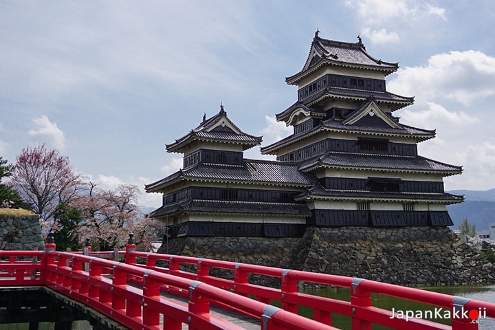 ปราสาทมัตสึโมโต้ (Matsumoto Castle)