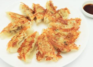 วิธีทำเกี๊ยวซ่า (Gyoza) สูตรญี่ปุ่นด้วยตัวเอง อร่อยเหมือนที่ร้าน ไม่ยากอย่างที่คิด! วิธีทำเกี๊ยวซ่า (Gyoza)