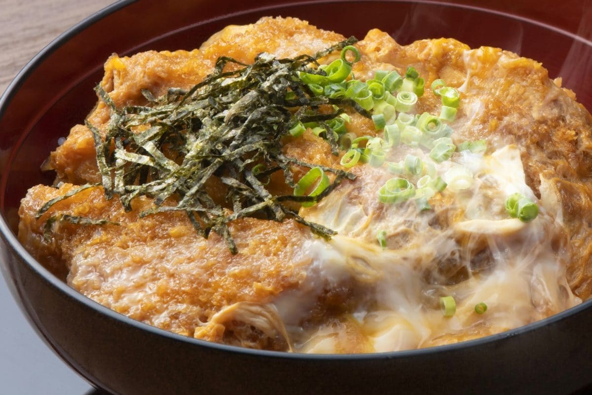 Donburi ดงบุริ อาหารจานด่วนขึ้นชื่อของประเทศญี่ปุ่น2