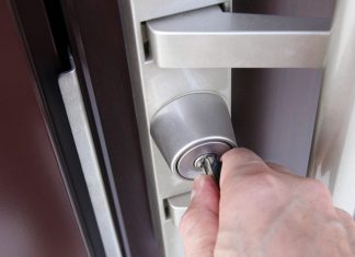 10 เรื่องเล่าเกี่ยวกับบ้านญี่ปุ่น & การใช้ชีวิตสไตล์ญี่ปุ่น ฉบับไม่ลับ! ประตูบ้านญี่ปุ่น