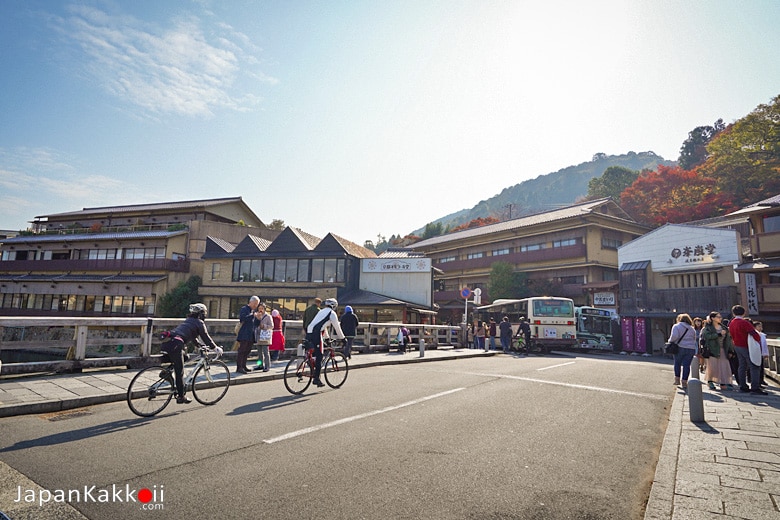 สะพานโทเก็ตสึโคะบาชิ (Togetsukobashi Bridge/ 渡月小橋)