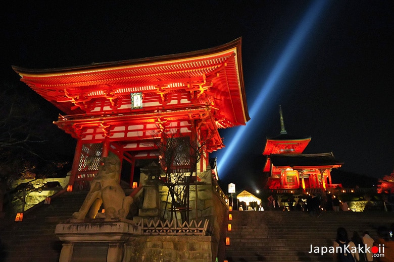 วัดคิโยมิสึเดระ (Kiyomizu-dera Temple)