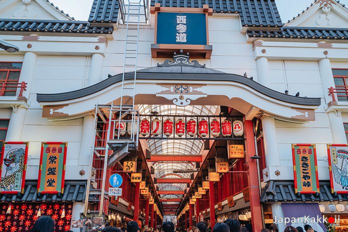 ถนนอาซากุสะนิชิซันโด (Asakusa Nishi-sando Shopping Street) แหล่งช้อปปิ้งย่านอาซากุสะ (Asakusa)